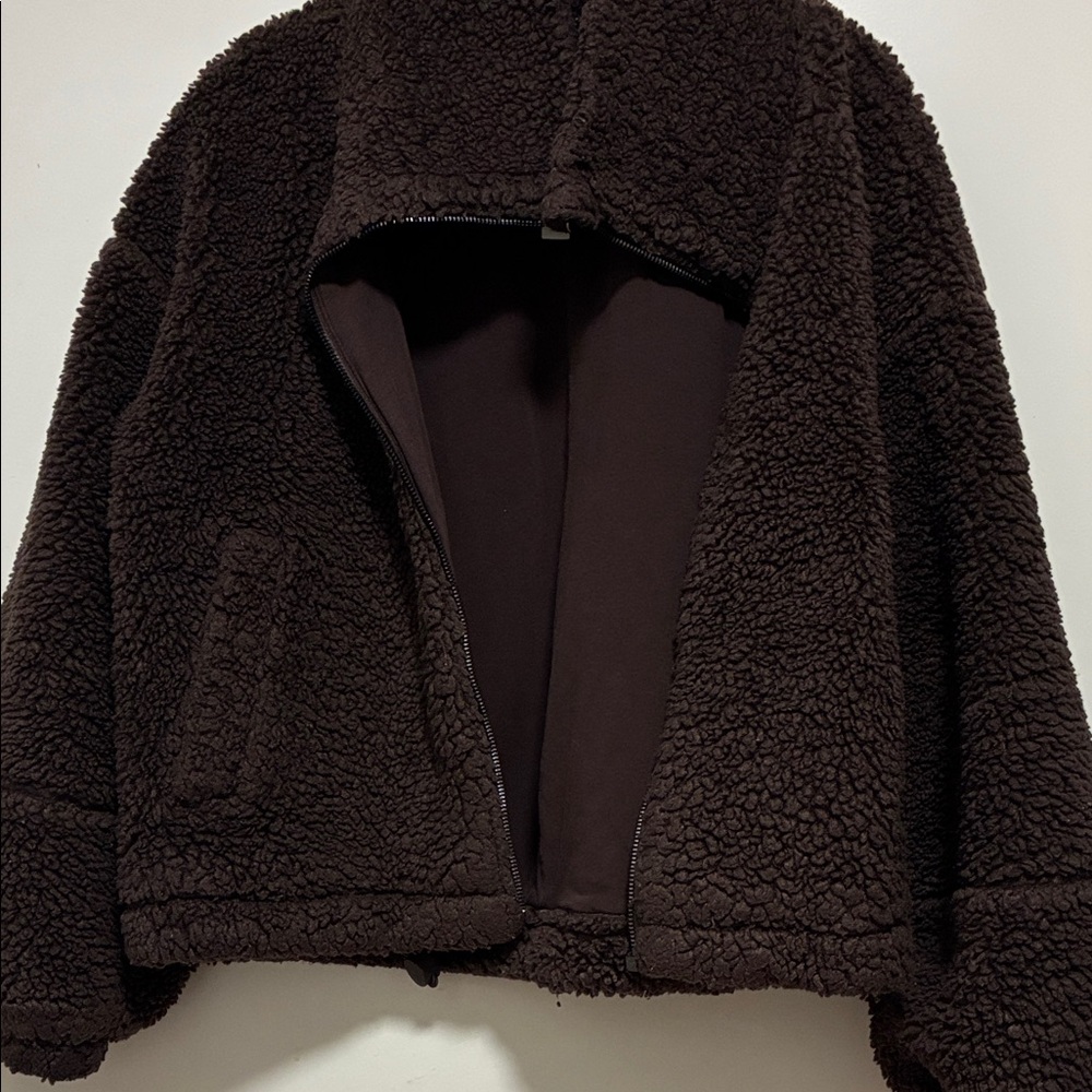 lululemon Dark Brown Sherpa Jacket - Picture 4 of 4